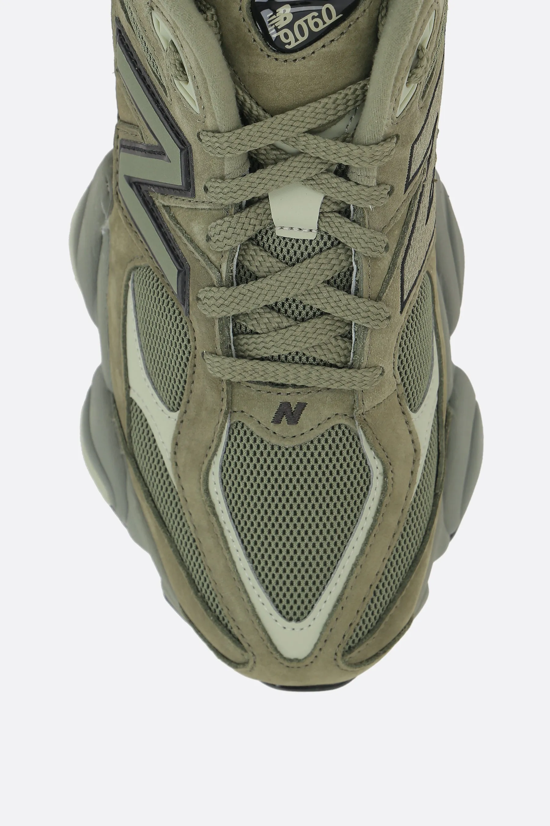 9060 sneakers in suede and mesh