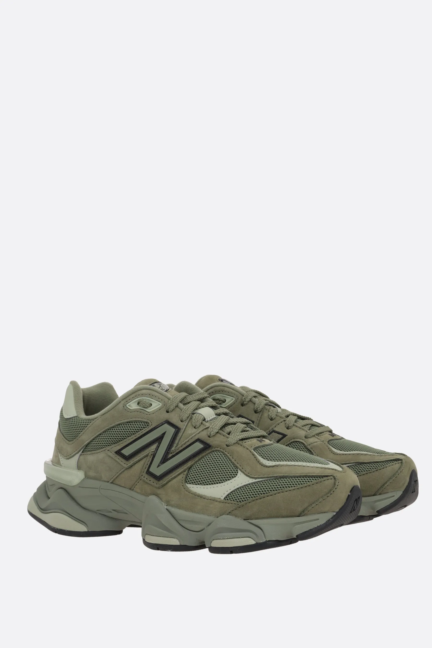9060 sneakers in suede and mesh