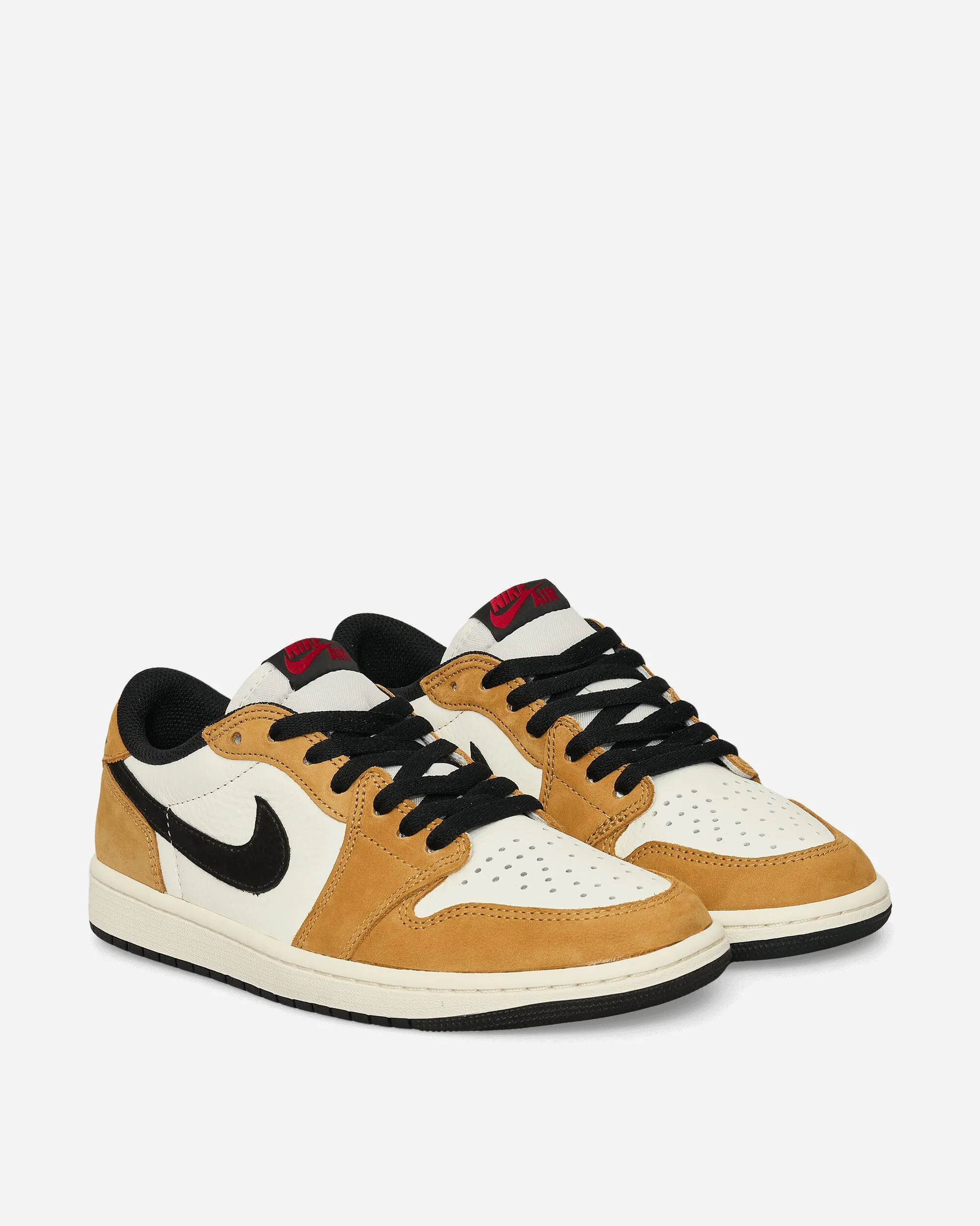 Air Jordan 1 Low Sneakers Sail / Golden Harvest