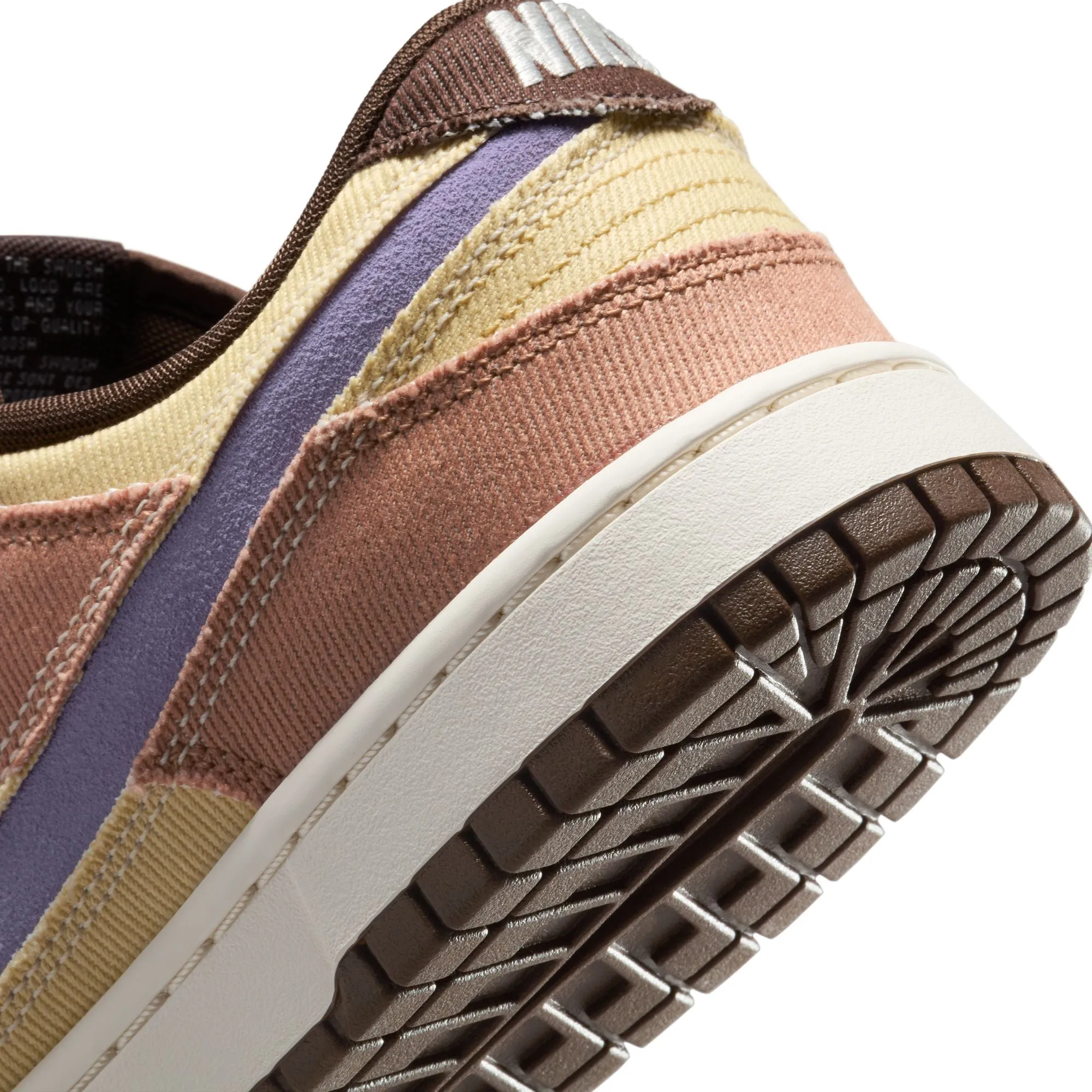 Dunk Low Retro SE