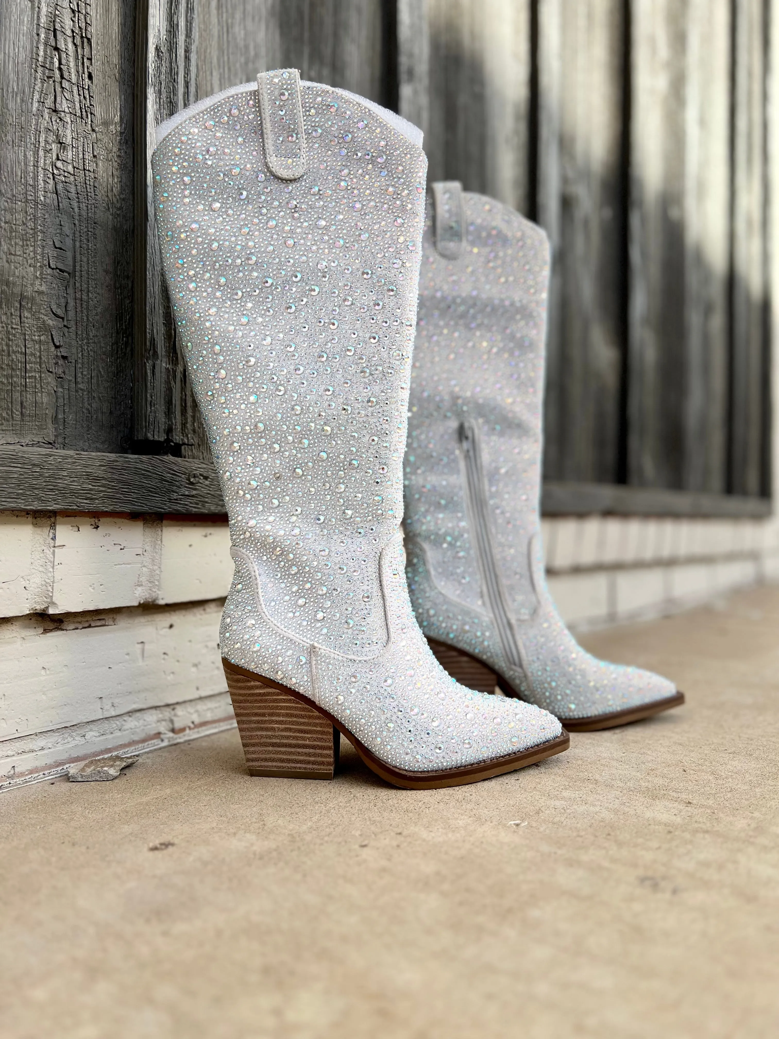 Very G Tall In A Silver Cadillac Boots*