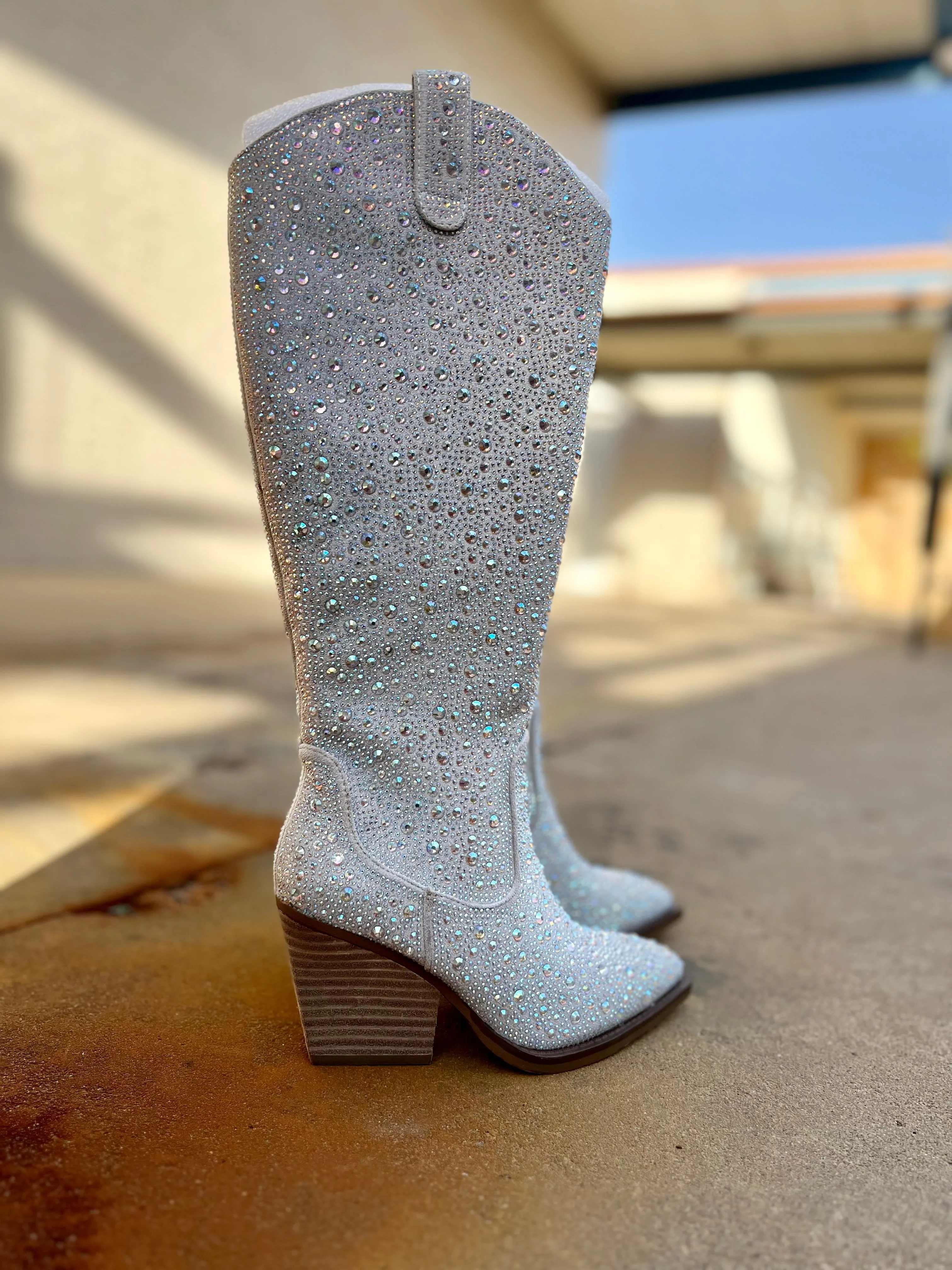 Very G Tall In A Silver Cadillac Boots*