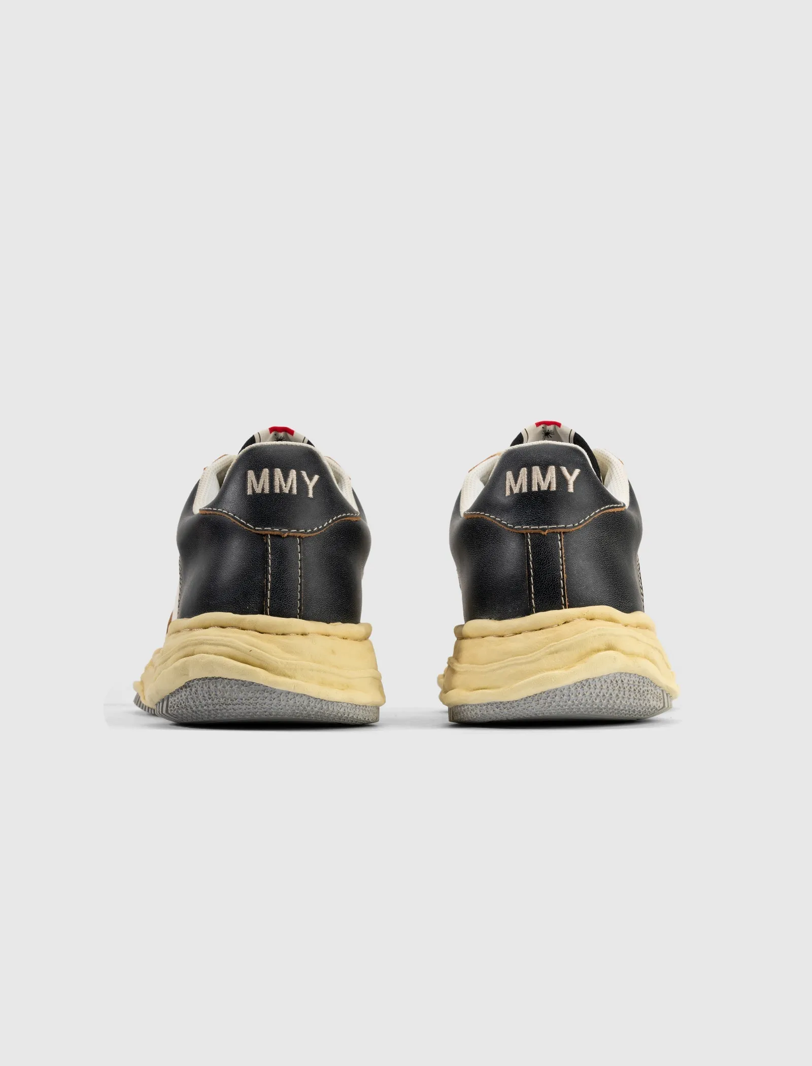 WAYNE LOW TOP SNEAKERS BLACK/WHITE