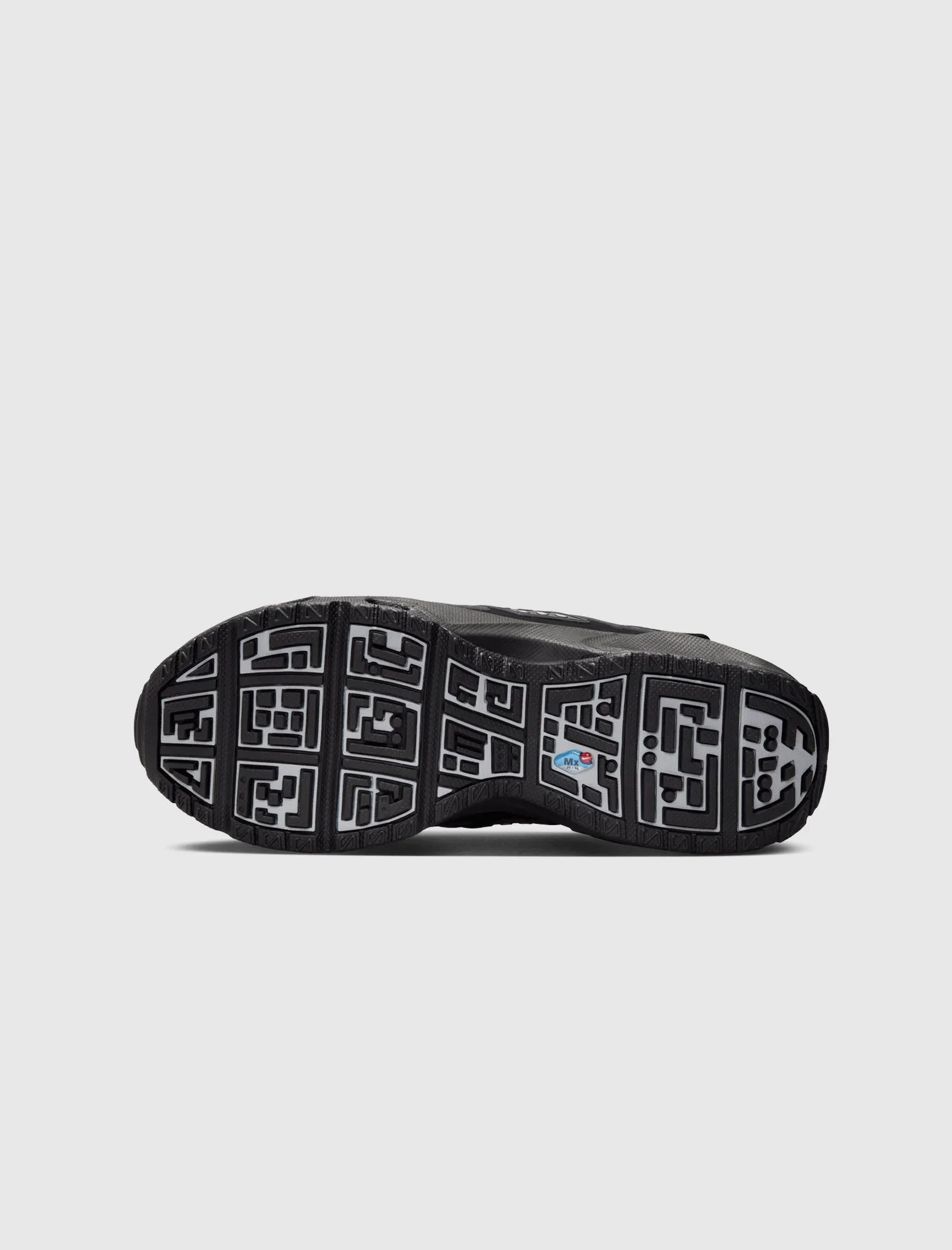 WOMEN'S AIR MAX SUNDER BLACK/SILVER