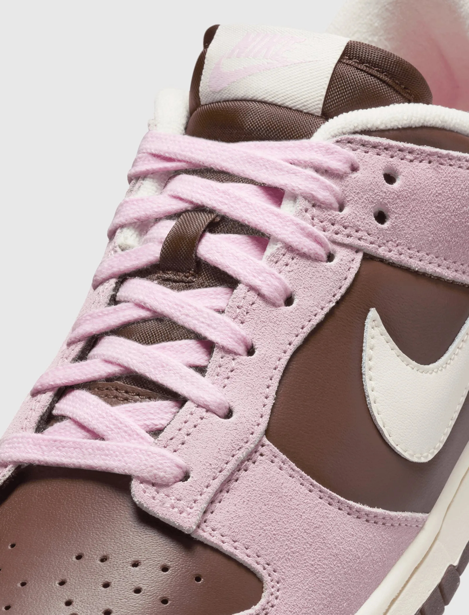 WOMEN'S DUNK LOW NEOPOLITAN