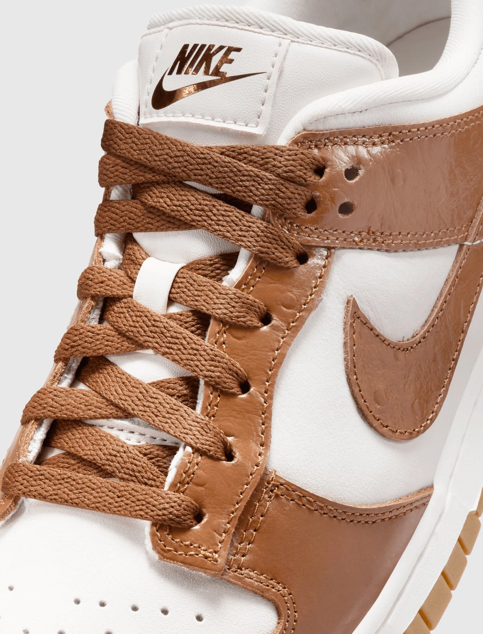 WOMEN'S NIKE DUNK LOW LX ALE BROWN OSTRICH