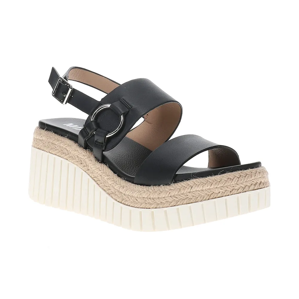 Yuna Wedge Sandals